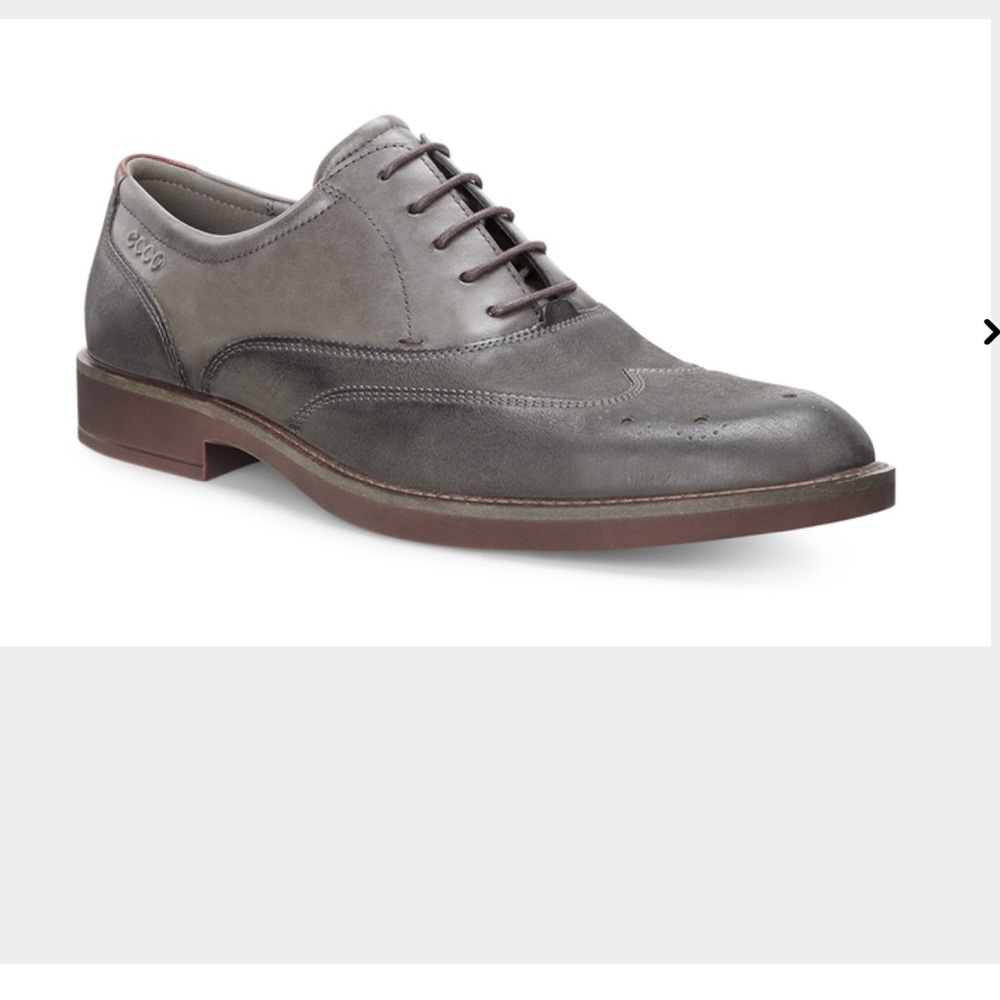 ECCO Men's Biarritz Wing Tip Oxford
